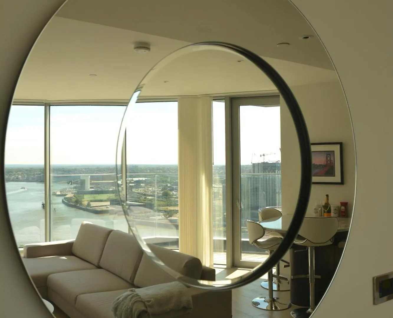 Two Bedroom High View Apartment London United Kingdom
