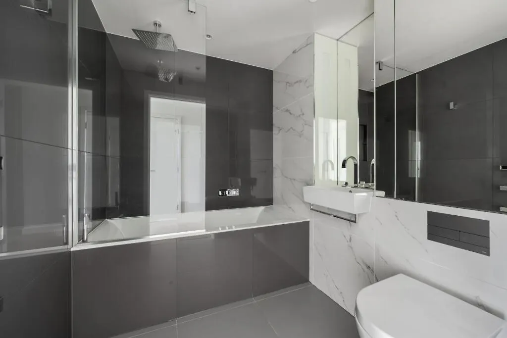 Two Bedroom High View Apartment London 0*,  United Kingdom